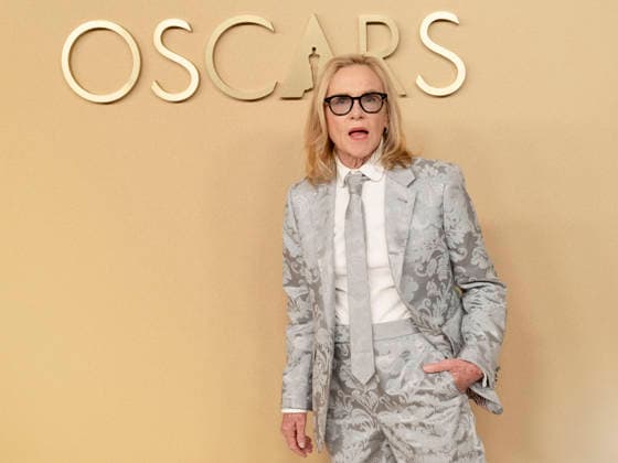 February 10, 2026, Beverly Hills, California, USA: American actress, producer, and singer AMY MADIGAN attends the 98th Oscars Nominees Luncheon. Beverly Hills USA - ZUMAb173 20260210_aap_b173_133 Copyright: xBillyxBennightx