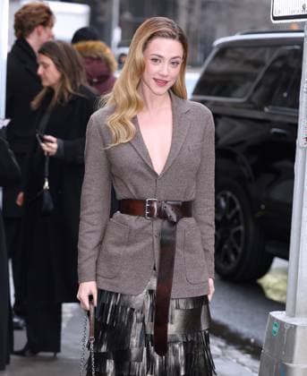 Celebs At The Ralph Lauren Fashion Show - NYC Lili Reinhart attends the Ralph Lauren show during the New York Fashion Week in NY on February 10, 2026. Photo by Charles Guerin ABACAPRESS.COM New York NY  Copyright: xGuerinxCharles ABACAx