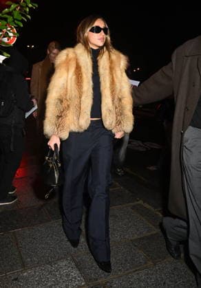 Dua Lipa and her fiancé Callum Turner went to dinner at the Voltaire restaurant in Paris on February 10, 2026 Yhiel Chekroune Bestimage Dua Lipa and her fiancé Callum Turner went to dinner at the Voltaire restaurant in Paris on February 10, 2026 Paris France  Copyright: xYehielxChekrounex xBestimagexYehielxChekrounex xBestimagex