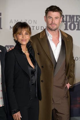 LOS ANGELES, USA February 10, 2026 Halle Berry Chris Hemsworth at the premiere for Crime 101 at the United Theatre Picture Paul Smith Featureflash 452949 2026 02 10 CA Los Angeles  Copyright: xPaulxSmithx xFeaturesxFlashx xStarfacex STAR_452949_036