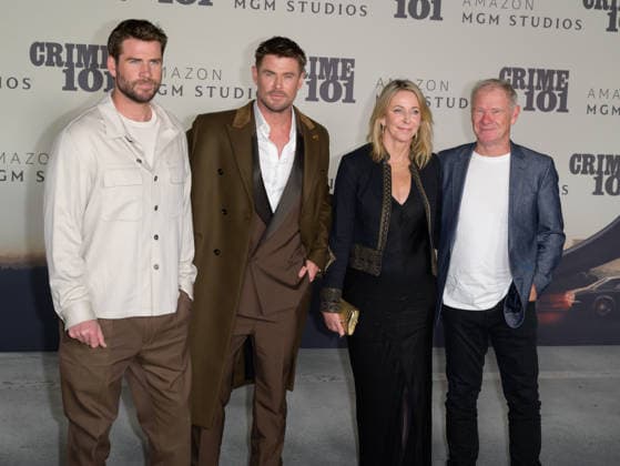 LOS ANGELES, USA February 10, 2026 Liam Hemsworth, Chris Hemsworth parents Leonie Craig Hemsworth at the premiere for Crime 101 at the United Theatre Picture Paul Smith Featureflash 452949 2026 02 10 CA Los Angeles  Copyright: xPaulxSmithx xFeaturesxFlashx xStarfacex STAR_452949_088