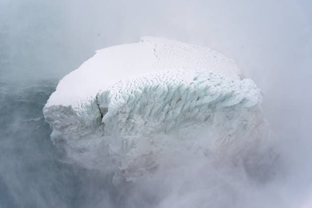 Niagara Falls Partially Freezes NIAGARA FALLS, CANADA - FEBRUARY 10 : Partially frozen Niagara Falls are seen amid below-freezing temperatures in Ontario, Canada on February 10, 2026. Mert Alper Dervis Anadolu Ontario Canada. Editorial use only. Please get in touch for any other usage.  Copyright: x2026xAnadoluxMertxAlperxDervisx