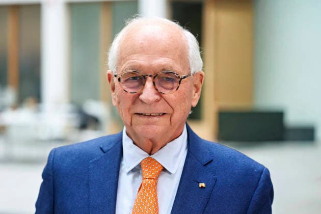 Wolfgang Friedrich Ischinger ist ein deutscher Jurist und Diplomat. Er war Staatssekretär im Auswärtigen Amt sowie Botschafter der Bundesrepublik Deutschland in Washington, D.C. und London. Von 2008 bis 2022 leitete die Münchner Sicherheitskonferenz. Aktuell ist er Präsident des Stiftungsrats der Stiftung Münchner Sicherheitskonferenz sowie seit Februar 2025 erneut Vorsitzender der Münchner Sicherheitskonferenz. Berlin 09.02.2026 Wolfgang Ischinger - Portraits - Berlin *** Wolfgang Friedrich Ischinger is a German lawyer and diplomat He was State Secretary at the Federal Foreign Office and Ambassador of the Federal Republic of Germany in Washington, D C and London He chaired the Munich Security Conference from 2008 to 2022 He is curren