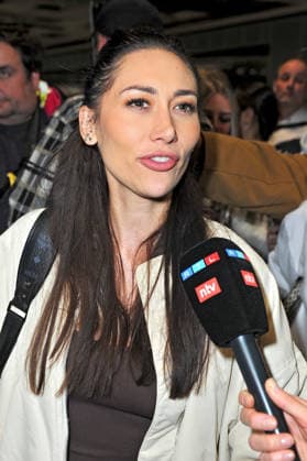 RTL - Dschungelcamp 2026. Samira Yavuz anläßlich der Ankunft der Kandidaten der RTL - Sendung Ich bin ein Star - holt mich hier raus vom Dschungel-Camp 2026 in Australien am 11.02.2026 auf dem Flughafen Frankfurt Main. 20260211MWI109831