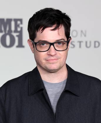 10 February, 2026 - Los Angeles, California. - Dan Perrault World Premiere Of Amazon MGM Studios Crime 101 held at The United Theater on Broadway, in Los Angeles. Los Angeles USA  - ZUMAa123 20260210_zaa_a123_188 Copyright: xADx