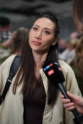 RTL Dschungelcamp - Frankfurt 2026. Samira Yavuz bei der Rueckkehr der Dschungelcamp-Kandidaten der RTL-Reality-TV-Show - Ich bin ein Star – Holt mich hier raus! aus Australien am 11.02.2026 am Flughafen Frankfurt am Main. Frankfurt Flughafen Hessen