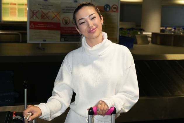 RTL Dschungelcamp - Frankfurt 2026. Ariel Hediger bei der Rueckkehr der Dschungelcamp-Kandidaten der RTL-Reality-TV-Show - Ich bin ein Star – Holt mich hier raus! aus Australien am 11.02.2026 am Flughafen Frankfurt am Main. Frankfurt Flughafen Hessen