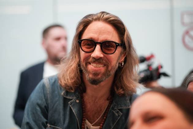 RTL Dschungelcamp - Frankfurt 2026. Gil Ofarim bei der Rueckkehr der Dschungelcamp-Kandidaten der RTL-Reality-TV-Show - Ich bin ein Star – Holt mich hier raus! aus Australien am 11.02.2026 am Flughafen Frankfurt am Main. Frankfurt Flughafen Hessen