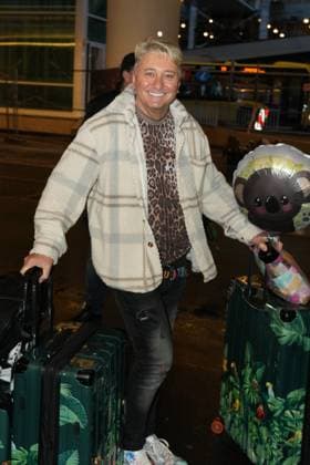 RTL Dschungelcamp - Frankfurt 2026. Hubert Fella bei der Rueckkehr der Dschungelcamp-Kandidaten der RTL-Reality-TV-Show - Ich bin ein Star – Holt mich hier raus! aus Australien am 11.02.2026 am Flughafen Frankfurt am Main. Frankfurt Flughafen Hessen