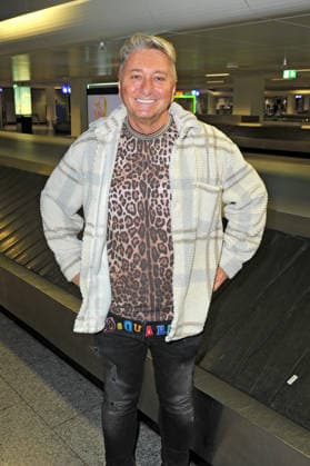 RTL - Dschungelcamp 2026. Hubert Fella anläßlich der Ankunft der Kandidaten der RTL - Sendung Ich bin ein Star - holt mich hier raus vom Dschungel-Camp 2026 in Australien am 11.02.2026 auf dem Flughafen Frankfurt Main. 20260211MWI109610