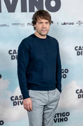 Photocall of the junket of Divine Punishment Actor Juan Dávila, poses at the photocall of the junket of Divine Punishment, at the Hotel Urso, on February 11, 2026, in Madrid Spain The film tells the story of Pedro, a chaotic and lonely nurse whose life takes a 180 degree turn when he accidentally receives a magic box that gives him supernatural powers 11 FEBRUARY 2026 Spain  Copyright: xAlbertoxOrtegax 7281413
