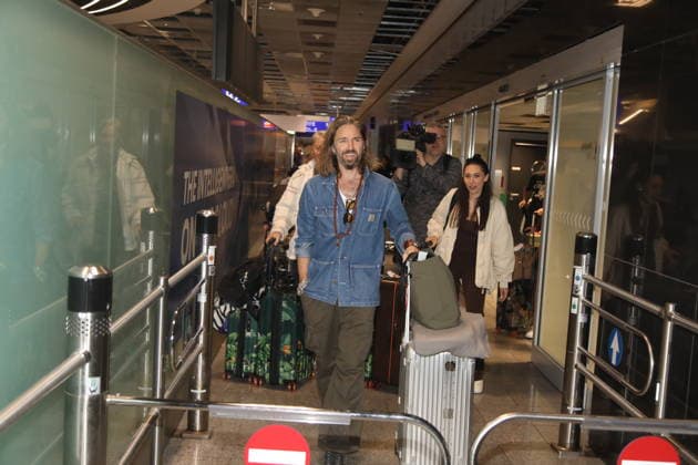 Gil Ofarim bei der Rückkehr der Dschungelcamp-Kandidaten der RTL Reality-TV-Show Ich bin ein Star - holt mich hier raus aus Australien auf dem Flughafen Frankfurt am Main. Frankfurt, 11.02.2026 Copyright: xMatthiasxGränzdörferx