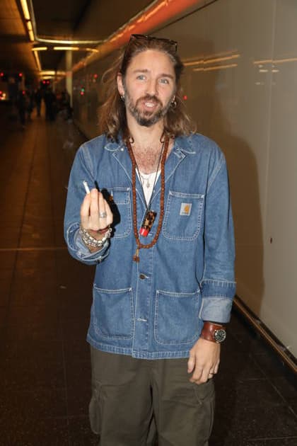 Gil Ofarim bei der Rückkehr der Dschungelcamp-Kandidaten der RTL Reality-TV-Show Ich bin ein Star - holt mich hier raus aus Australien auf dem Flughafen Frankfurt am Main. Frankfurt, 11.02.2026 Copyright: xMatthiasxGränzdörferx