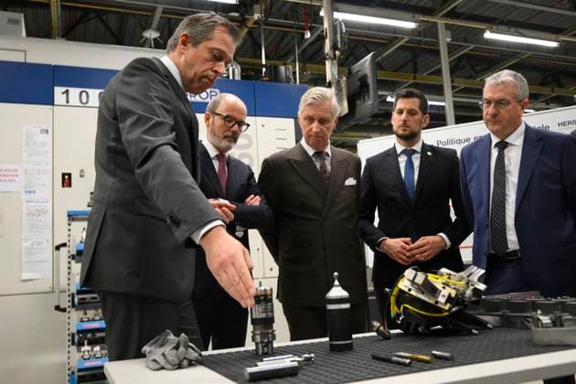 King Philippe Visits FN Browning HERSTAL, BELGIUM - FEBRUARY 11 : King Philippe of Belgium, Julien Compere CEO FN Herstal, Pierre-Yves Jeholet (MR), Vice-Chairman and Walloon Minister for the Economy, Industry, the Digital Economy, Employment and Training and Adrien Dolimont (MR), Minister-President of Wallonia, responsible for Budget, Finance, Research and Animal Welfare pictured visiting the FN Browning factory in Herstal on February 11, 2026 in Herstal, Belgium, 11 02 2026 Herstal Belgium Copyright: xPhilipxReynaersx