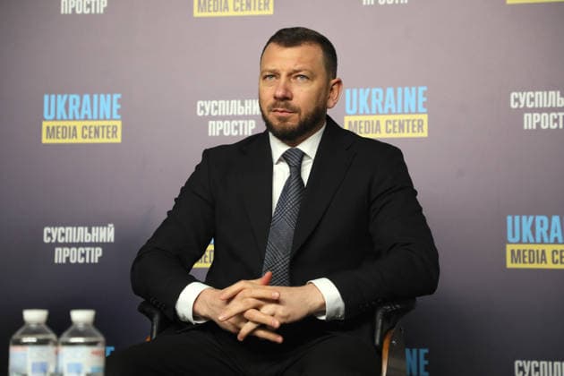 Head of the Specialized Anti-Corruption Prosecutor’s Office Oleksandr Klymenko attends a briefing to present the report on the activities of NABU and SAPO in the second half of 2025 at the Media Center Ukraine, Kyiv, Ukraine, February 10, 2026. In the second half of 2025, NABU and SAPO reached a new level in exposing corruption in strategic sectors of the economy and defence. Despite Russian aggression, the agencies carried out large-scale operations in the energy sector, uncovered corruption schemes in military procurement, and exposed cases involving high-ranking officials. Twelve top officials were served with suspicions. (Photo by Yuliia Ovsiannikova Ukrinform) NABU, SAPO report on H2 2025 in Kyiv  Copyright: xYuliiaxOvsiannikovax