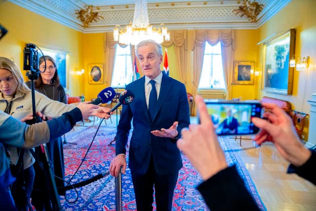 Store moter Abbas Oslo 20260211. Jonas Gahr Store etter motet med Palestinas president Mahmoud Abbas i regjeringens representasjonsanlegg i Parkveien. Foto: Stian Lysberg Solum NTB Oslo Norge qGrfq7NKIpc EDITORIAL USE ONLY Ref:_POLqGrfq7NKIpc.jpg Copyright: xStianxLysbergxSolumx xNTBx