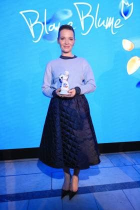 Blaue Blume 2026 Caroline Herfurth mit dem Ehrenpreis 15. Verleihung des Romantischen Kurzfilm Awards BLAUE BLUME im Funkhaus Berlin Datum: 11.02.2026 Copyright: xEventpress Kratschx