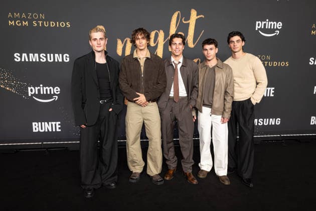A NIGHT TO REMEMBER von Prime Video und Amazon MGM Studios Elevator Boys, Luis Freitag, Bene Schulz, Tim Schaecker, Julien Brown und Jacob Rott A NIGHT TO REMEMBER Dinner von Prime Video und Amazon MGM Studios Anlässlich der 76. Berlinale im VON GREIFSWALD in Berlin Copyright: xEventpressx