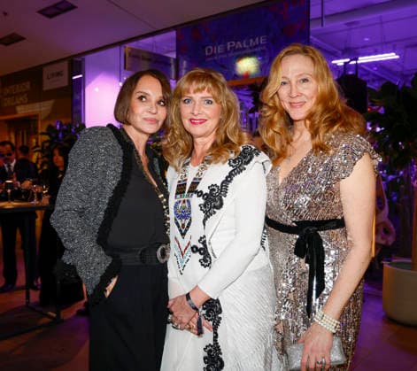 Anouschka Renzi, Nanna Kuckuck, Anja Karmanski bei Actors Night 2026 in dem Alice Rooftop & Garden im Living Berlin.