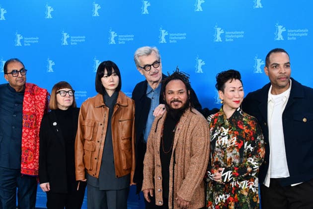 Berlin Germany 76th Berlinale Berlin International Film Festival Photocall of the Jury International Jury President Wim Wenders surrounded by Jury members Thomas Bohlen Starface 2026 02 12 452987 2026 02 12 Berlin Germany Wenders, Wim  Copyright: xThomasxBohlenx STAR_452987_002