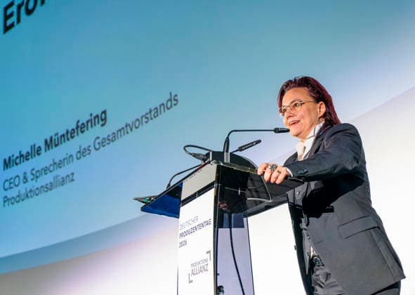 Michelle Müntefering EUR, Deutschland, Berlin. 12.02.2026: Rede von Michelle Müntefering, CEO und Sprecherin des Gesamtvorstands der Produktionsallianz. Unter dem Motto Gemeinsam stärker: Deutschlands Filmwirtschaft im internationalen Wettbewerb bringt der Deutsche Produzententag 2026 vor Eröffnung der Berlinale zentrale Akteurinnen und Akteure der nationalen und internationalen Filmwirtschaft zusammen.