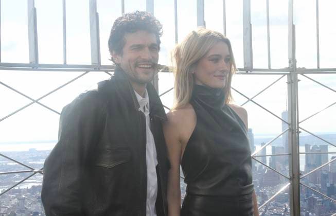 RECORD DATE NOT STATED Sarah Pidgeon and Paul Anthony Kelly visit the Empire State Building Observatory for a photo opportunity to celebrate the premiere of FX™s Love Story. (NEW) Sarah Pidgeon and Paul Anthony Kelly visit the Empire State Building Observatory for a photo opportunity to celebrate the premiere of FX™s Love Story. February 12, 2026, New York, USA: Sarah Pidgeon and Paul Anthony Kelly will visit the Empire State Building Observatory for a photo opportunity to celebrate the premiere of FX™s Love Story: John F. Kennedy Jr. & Carolyn Bessette. Credit: Niyi Fote Thenews2 (Foto: Niyi Fote Thenews2 imago images) Sarah Pidgeon and Paul Anthony Kelly visit the Empire State Building Observatory for a photo opportunity to celebrate the premiere of FX™  Copyright: xNiyixFotex