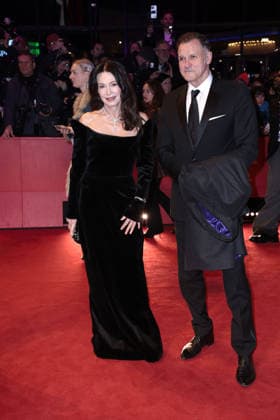 Iris Berben und Heiko Kiesow bei der Eroeffnung der 76. Berlinale Internationale Filmfestspiele mit der - No Good Men- Film Premiere am 12.02.2026 in Berlin Berlinale Opening 2026 mit der -No Good Men- Film Premiere in Berlin