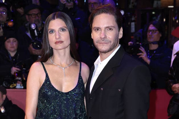 Felicitas Rombold und Daniel Bruehl bei der Eroeffnung der 76. Berlinale Internationale Filmfestspiele mit der - No Good Men- Film Premiere am 12.02.2026 in Berlin Berlinale Opening 2026 mit der -No Good Men- Film Premiere in Berlin
