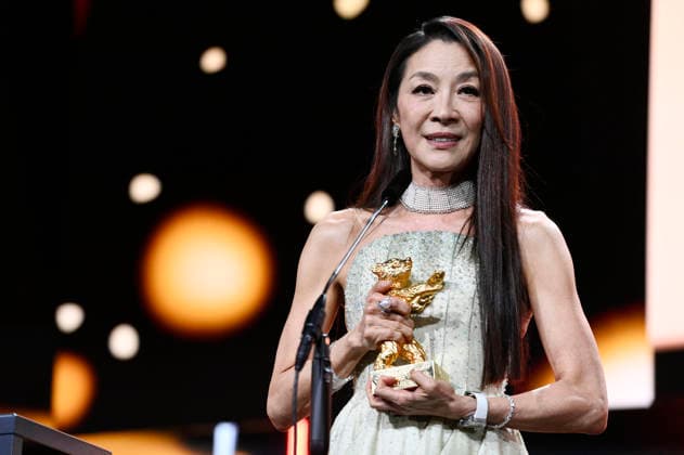 Michelle Yeoh bei der Verleihung des Goldenen Ehrenbären für das Lebenswerk während der Eröffnungszeremonie der Berlinale 2026 76. Internationale Filmfestspiele Berlin im Berlinale Palast . Berlin, 12.02.2026