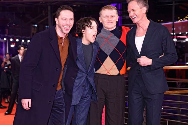 Ken Petrie, Bella Ramsey, George Jaques und Neil Patrick Harris bei der Festivaleröffnung mit der Premiere des Kinofilms No Good Men auf der Berlinale 2026 76. Internationale Filmfestspiele Berlin im Berlinale Palast. Berlin, 12.02.2026