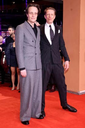 August Diehl und Alexander Scheer bei der Festivaleröffnung mit der Premiere des Kinofilms No Good Men auf der Berlinale 2026 76. Internationale Filmfestspiele Berlin im Berlinale Palast. Berlin, 12.02.2026