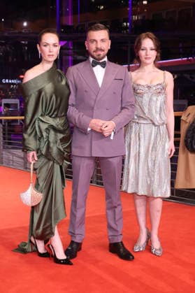 Melika Foroutan, Edin Hasanovic und Devrim Lingnau bei der Festivaleröffnung mit der Premiere des Kinofilms No Good Men auf der Berlinale 2026 76. Internationale Filmfestspiele Berlin im Berlinale Palast. Berlin, 12.02.2026