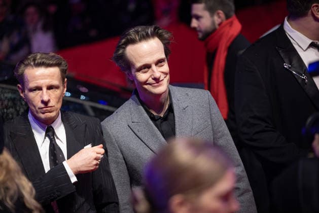 Opening 76. Berlinale - Der alternative Blick Alexander Scheer , August Diehl Eröffnung der 76. Berlinale mit dem afghanischen Film No Good Men im Berlinale Palast in Berlin Copyright: xEventpressx