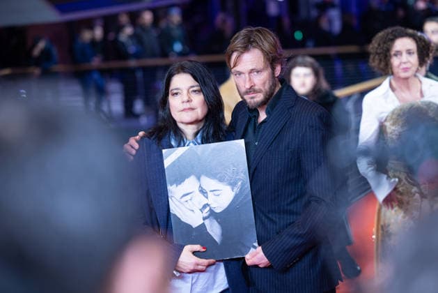 Opening 76. Berlinale - Der alternative Blick Jasmin Tabatabai mit Freund Andreas Pietschmann Eröffnung der 76. Berlinale mit dem afghanischen Film No Good Men im Berlinale Palast in Berlin Copyright: xEventpressx