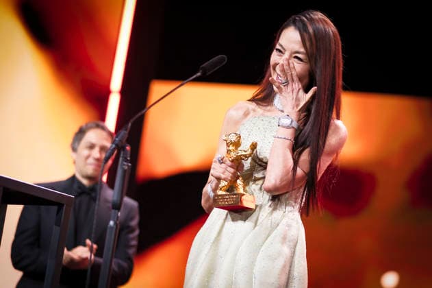 Michelle Yeoh bei der Verleihung des Goldenen Ehrenbären für das Lebenswerk während der Eröffnungszeremonie der Berlinale 2026 76. Internationale Filmfestspiele Berlin im Berlinale Palast . Berlin, 12.02.2026