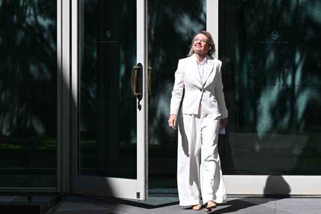 LIBERAL LEADERSHIP SPILL, Outgoing Australian Opposition leader Sussan Ley arrives to speak to the media after loosing the leadership vote during a special party room meeting at Parliament House in Canberra, Friday, February 13, 2026. ( NO ARCHIVING CANBERRA AUSTRALIAN CAPITAL TERRITORY AUSTRALIA  Copyright: xLUKASxCOCHx 20260213186686779842