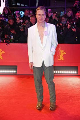 Lars Eidinger auf dem Roten Teppich der ERÖFFNUNG DER 76. BERLINALE (International Berlin Film Festival) im Berlinale Palast am Potsdamer Platz in Berlin am 12.02.2026