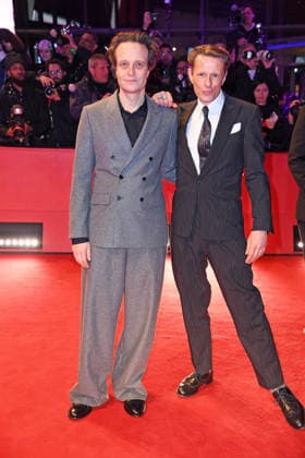 August Diehl, Alexander Scheer auf dem Roten Teppich der ERÖFFNUNG DER 76. BERLINALE (International Berlin Film Festival) im Berlinale Palast am Potsdamer Platz in Berlin am 12.02.2026