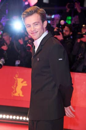 Jannis Niewoehner auf dem Roten Teppich der ERÖFFNUNG DER 76. BERLINALE (International Berlin Film Festival) im Berlinale Palast am Potsdamer Platz in Berlin am 12.02.2026