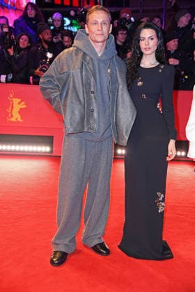 Matthias Schweighöfer mit Ehefrau Ruby O. Fee auf dem Roten Teppich der ERÖFFNUNG DER 76. BERLINALE (International Berlin Film Festival) im Berlinale Palast am Potsdamer Platz in Berlin am 12.02.2026