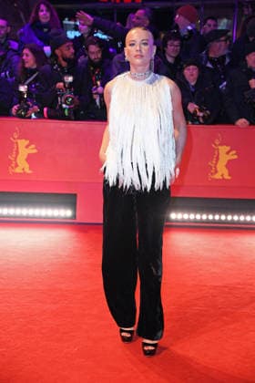 Jeanne Goursaud auf dem Roten Teppich der ERÖFFNUNG DER 76. BERLINALE (International Berlin Film Festival) im Berlinale Palast am Potsdamer Platz in Berlin am 12.02.2026