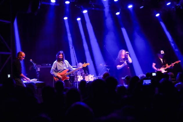 Purpendicular mit Drummer Ian Paice, Sänger und Bandgründer Robby Thomas Walsh, Gitarrist Murray Gould, Bassist Nick Fyfe und Keyboarder Alessandro Debiaggi - Rüsselsheim 12.02.2026: Konzert von Purpendicular mit Schlagzeug-Legende Ian Paice von Deep Purple