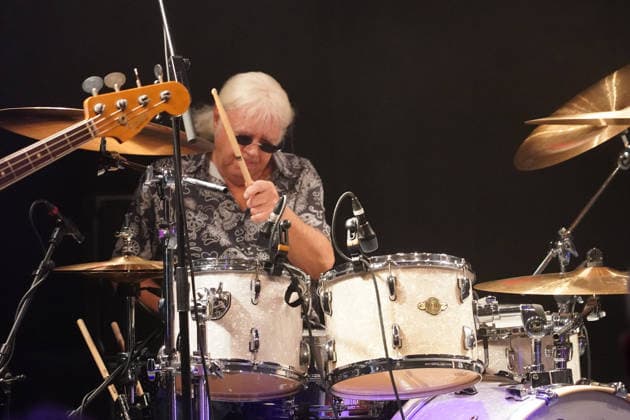 Purpendicular mit Drummer Ian Paice (Gründungsmitglied Deep Purple) - Rüsselsheim 12.02.2026: Konzert von Purpendicular mit Schlagzeug-Legende Ian Paice von Deep Purple