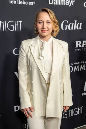 Anna Maria Mühe Muehe in weiss zu Gast bei der Berlin Opening Night by UFA FUNKE und Gala im Rahmen der Berlinale bei den 76 Internationale Filmfestspiele Berlin im Hotel SO Das Stue am Donnerstag 12.Februar 2026 in Berlin Berlin Deutschland