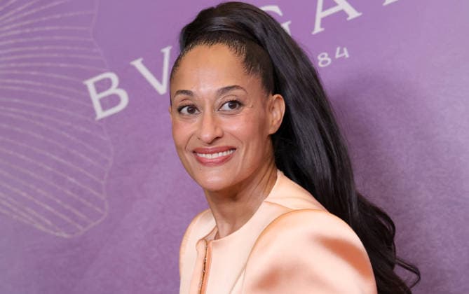 Arrivals for the 28th Costume Designers Guild Awards at The Ebell of Los Angeles Featuring: Tracee Ellis Ross Where: Los Angeles, California, United States When: 12 Feb 2026 Credit: Faye s Vision Cover Images EDITORIAL USE ONLY. NOT FOR USE BY NEWSPAPERS BASED IN THE UK. Copyright: xx coverimg55462077