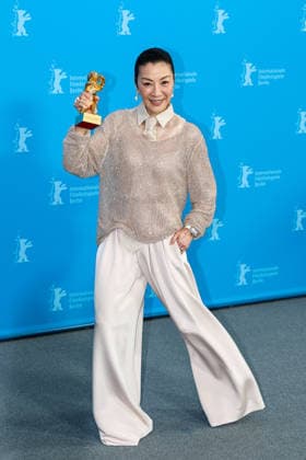 Berlin Berlinale, 76. internationale Filmfestspiele Berlin 2026 Photo Call Michelle Yeoh mit Goldenem Ehrenbaer Berlinale, 76. internationale Filmfestspiele Berlin 2026, 13.02.2026 Copyright: xEibner-Pressefoto RogerxBuerkex EP_RBE
