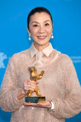Michelle Yeoh beim Photocall zur Verleihung des Goldenen Ehrenbären für das Lebenswerk auf der Berlinale 2026 76. Internationale Filmfestspiele Berlin im Hotel Grand Hyatt. Berlin, 13.02.2025