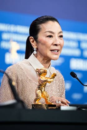 Berlin Berlinale, 76. internationale Filmfestspiele Berlin 2026 Michelle Yeoh bei der Pressekonferenz Michelle Yeoh mit Goldenem Ehrenbaer Berlinale, 76. internationale Filmfestspiele Berlin 2026, 13.02.2026 -Pressefoto Roger Buerke Copyright: xEibner-Pressefoto RogerxBuerkex EP_RBE