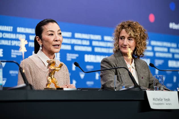 Berlin Berlinale, 76. internationale Filmfestspiele Berlin 2026 Michelle Yeoh, Tricia Tuttle (Festival Intendantin) bei der Pressekonferenz Michelle Yeoh mit Goldenem Ehrenbaer Berlinale, 76. internationale Filmfestspiele Berlin 2026, 13.02.2026 -Pressefoto Roger Buerke Copyright: xEibner-Pressefoto RogerxBuerkex EP_RBE