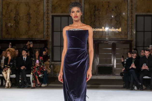 Pamella Roland fashion show during the New York Fashion Week in New York, USA - 12 Feb 2026 A model walks the runway for the Pamella Roland fashion show during the New York Fashion Week at the New York Public Library. New York United States Copyright: xRonxAdarx xSOPAxImagesx _radar_roland_20260212_00099